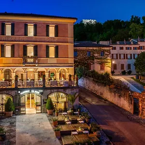 https://albergo-al-sole-asolo.hotelinveneto.com
