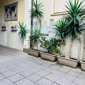 https://bb-via-padova.it-lombardy.com